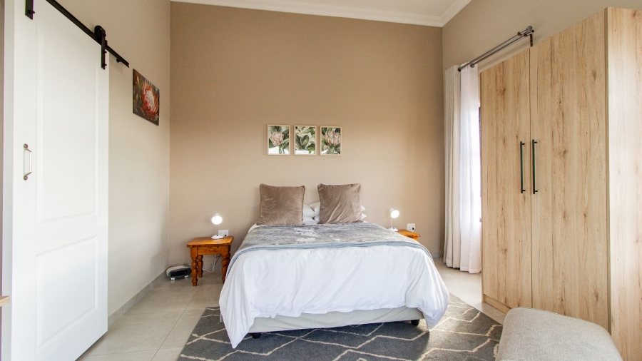 9 Bedroom Property for Sale in Long Acres Country Estate Western Cape